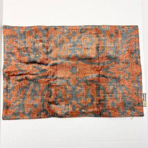 CaliComfy Canvello Handmade Luxury Silk Velvet Ikat Pillow Cover & Insert